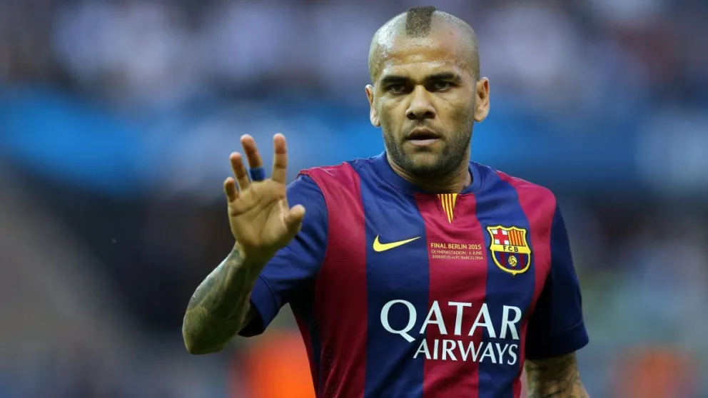 Esta es la particular manera que encontró Dani Alves para tener buena relación con el resto de los presos