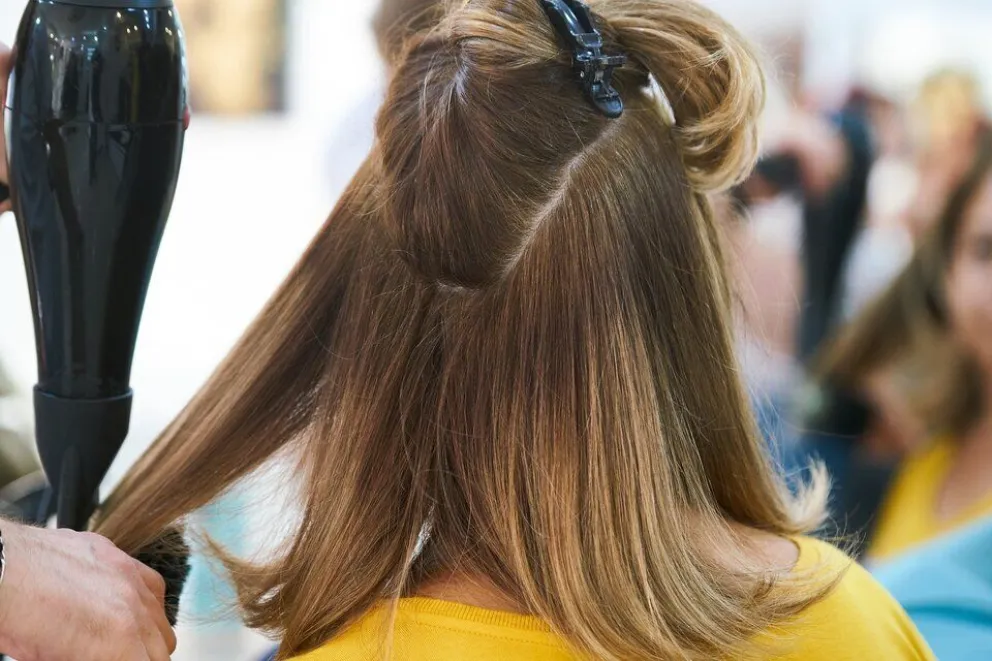 ANMAT: prohibió una reconocida marca de alisante para el cabello por no cumplir con las normas 