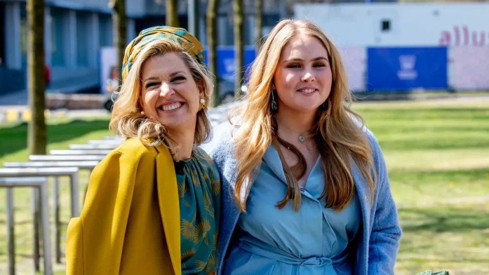 Amalia y Máxima de Holanda