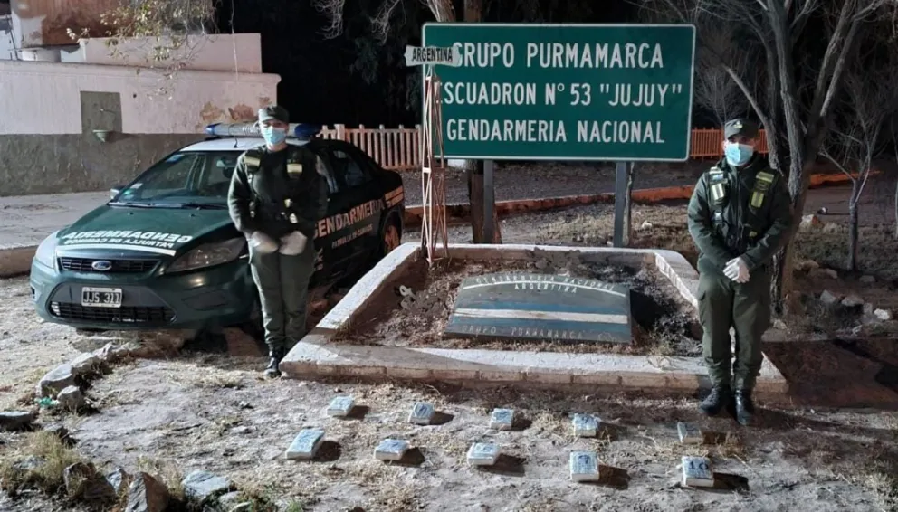 Golpe al narcotráfico: encontraron a un boliviano transportando 25 kilos de cocaína
