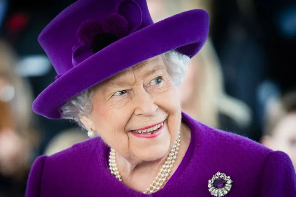 Este era el descomunal lujo que tenía Isabel II fuera del Palacio de Buckingham