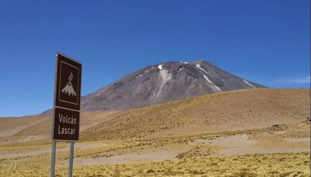 San Antonio de los Cobres y Tolar Grande en alerta por el volcán Láscar: las medidas que están adoptando