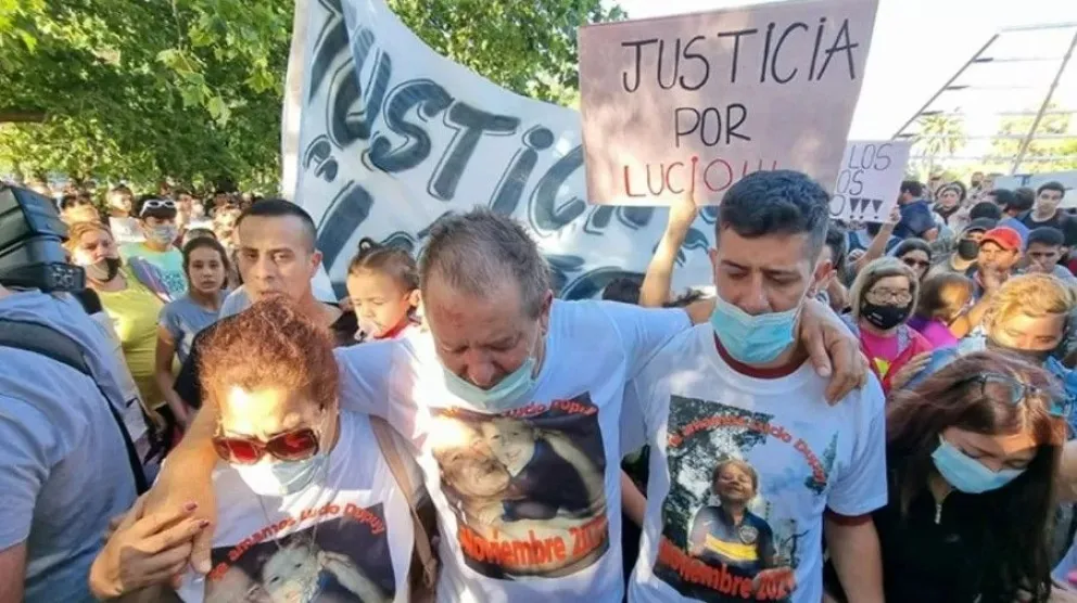 La familia paterna de Lucio Dupuy quedó disconforme con la pena aplicada a la madre del niño