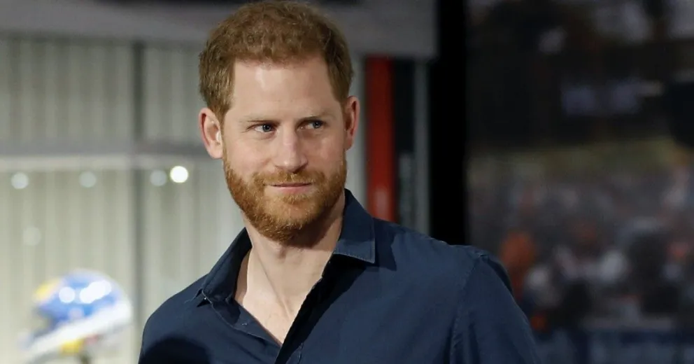 Apareció otra mujer y dice que el príncipe Harry perdió con ella la virginidad: las cosas que dijo