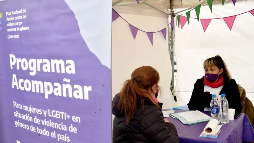 Programa Acompañar: mujeres que cumplan con estos requisitos pueden cobrar $88.000, mirá cómo inscribirte