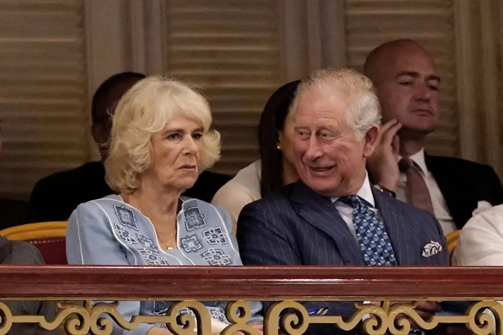 Por la gran crisis, el rey Carlos III y Camila Parker no quieren seguir adelante con la coronación
