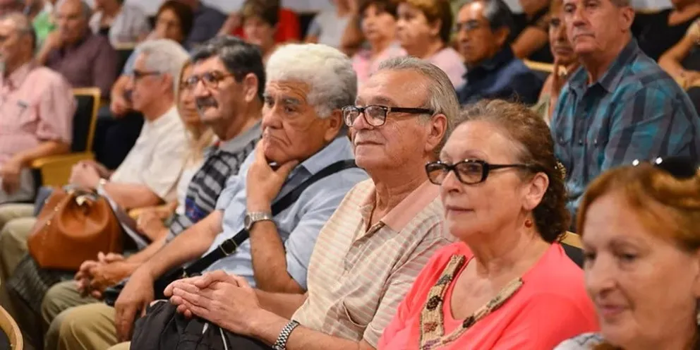 ANSES| Nuevo bono en marzo para jubilados: de cuánto será el aumento según especialistas  