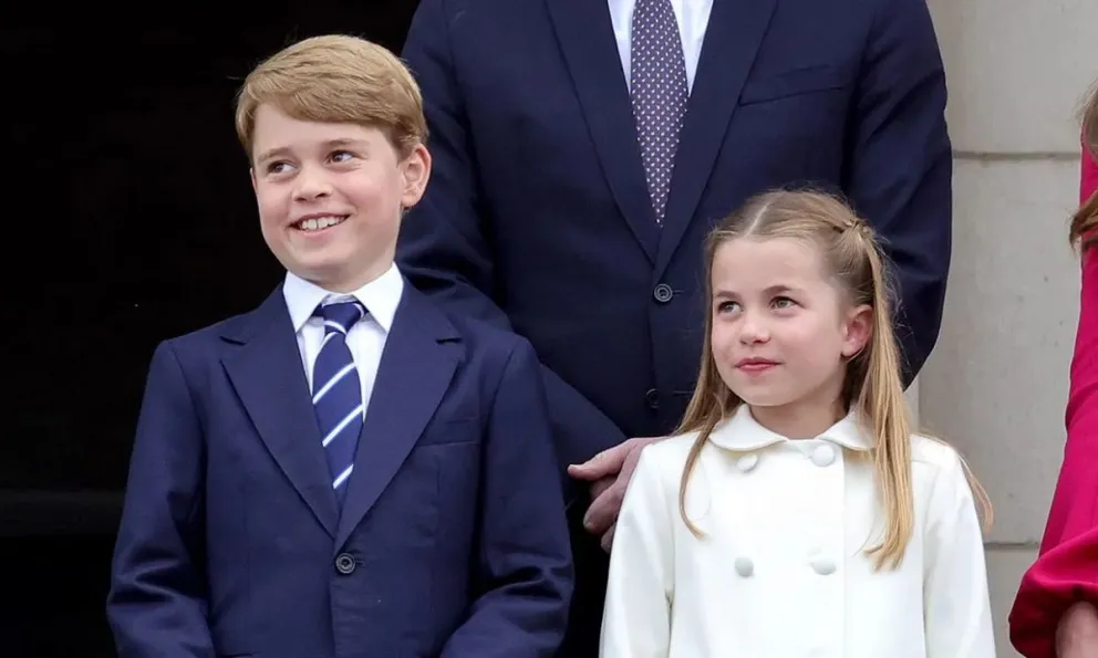 ¡Escandalo! El príncipe George y la princesa Charlotte rompieron el protocolo real al realizar esta actividad