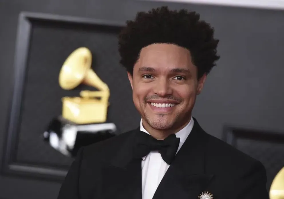 El momento más incómodo de los Grammys: Trevor Noah se burla de vergonzosa anécdota del príncipe Harry 