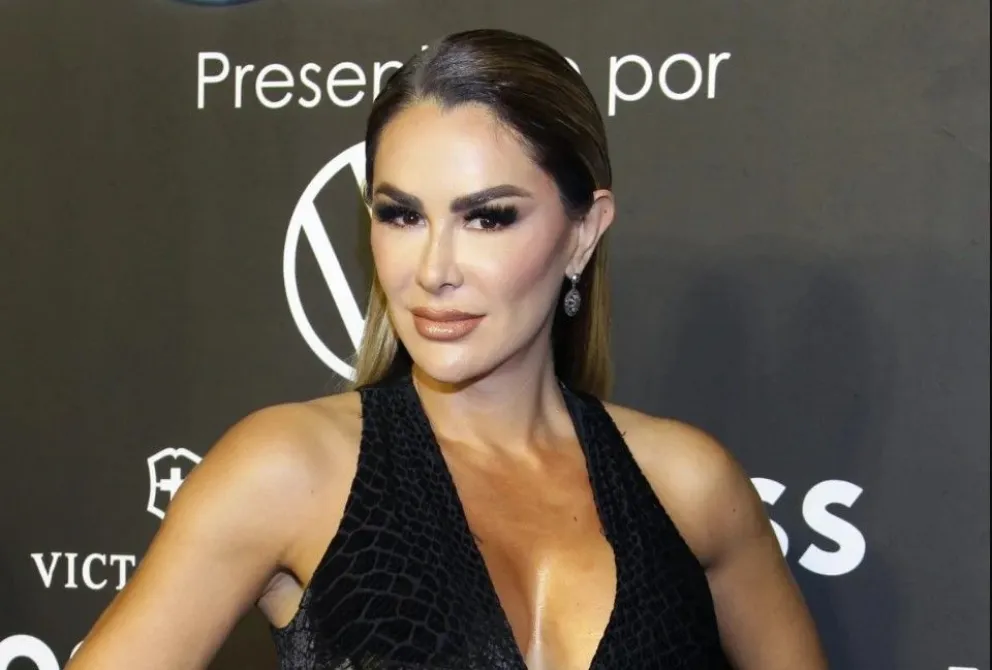 Ninel Conde deslumbra en la redes sociales con estos jugados e impactantes outfits