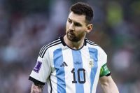 El famoso futbolista que se “rindió” ante Lionel Messi, en medio del terremoto de Turquía