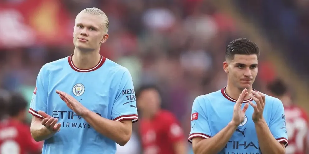 Erling Haaland y Julián Álvarez preocupados: las terribles sanciones al Manchester City 