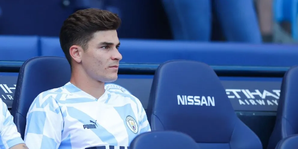 Otra traición de Guardiola: la decisión que podría arruinar la temporada de Julián Álvarez en el City 