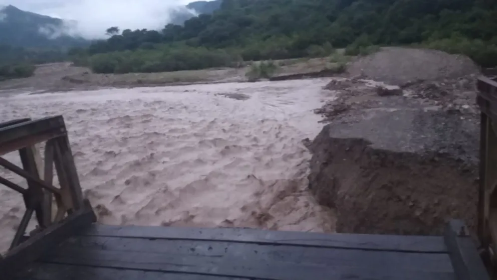 Tras la recuperación del terraplén se restableció el paso a Los Toldos