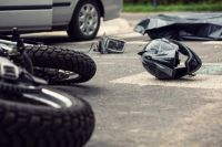 Los accidentes de tránsito no cesan: un motociclista murió y la policía busca indicios en torno a su muerte