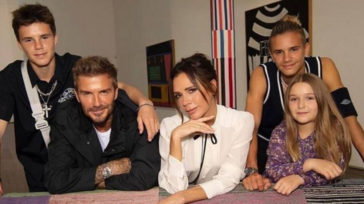 VICTORIA BECKHAM