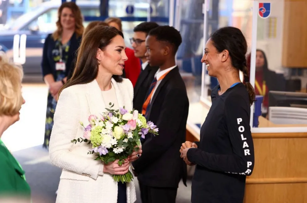 Impactante video: revuelo en las redes, Kate Middleton deja la vergüenza de lado y hace algo inusual