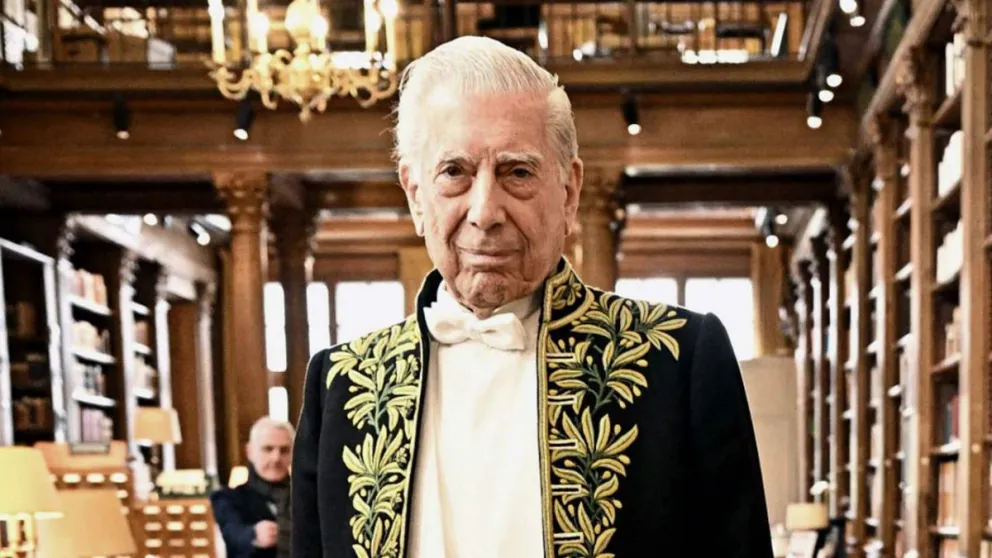 La excepcional salida de Juan Carlos I de su exilio, gracias a una invitación de Vargas Llosa