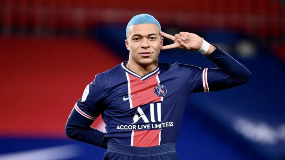 Mientras Lionel Messi dona su dinero, Kylian Mbappé gasta esto en un corte de pelo
