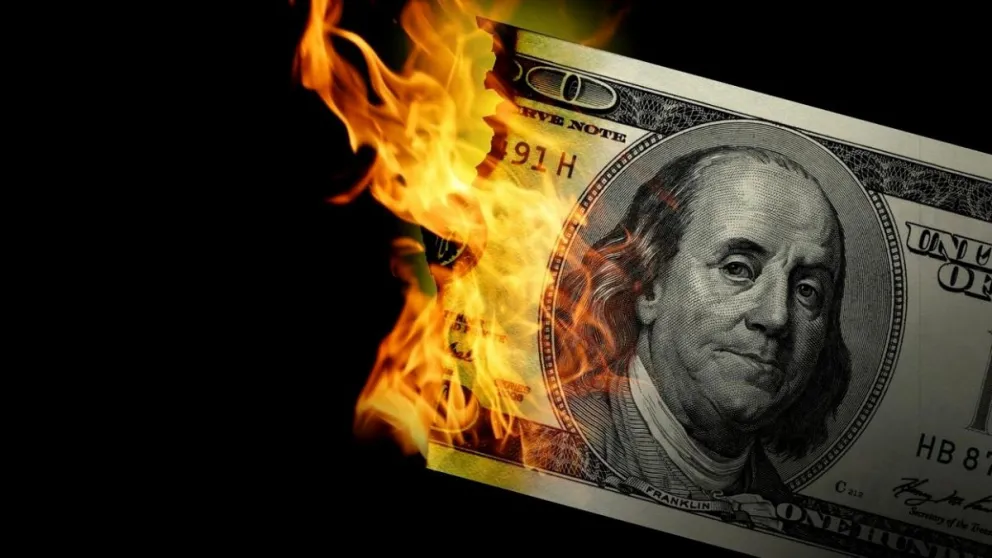 Este es el dólar al que le quieren meter cepo y causa un terrible escándalo