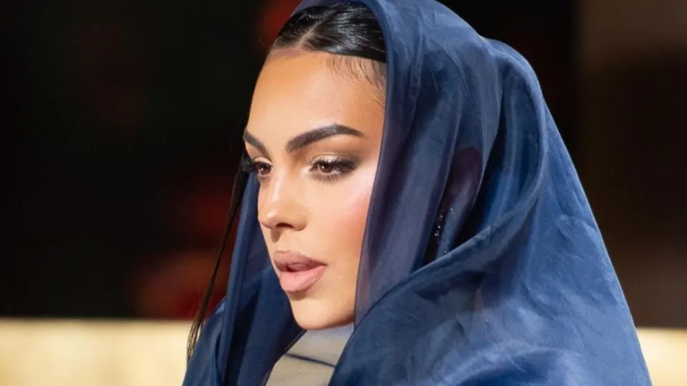 Georgina Rodríguez presume el vestido que te hará lucir el cuerpo como una sirena 