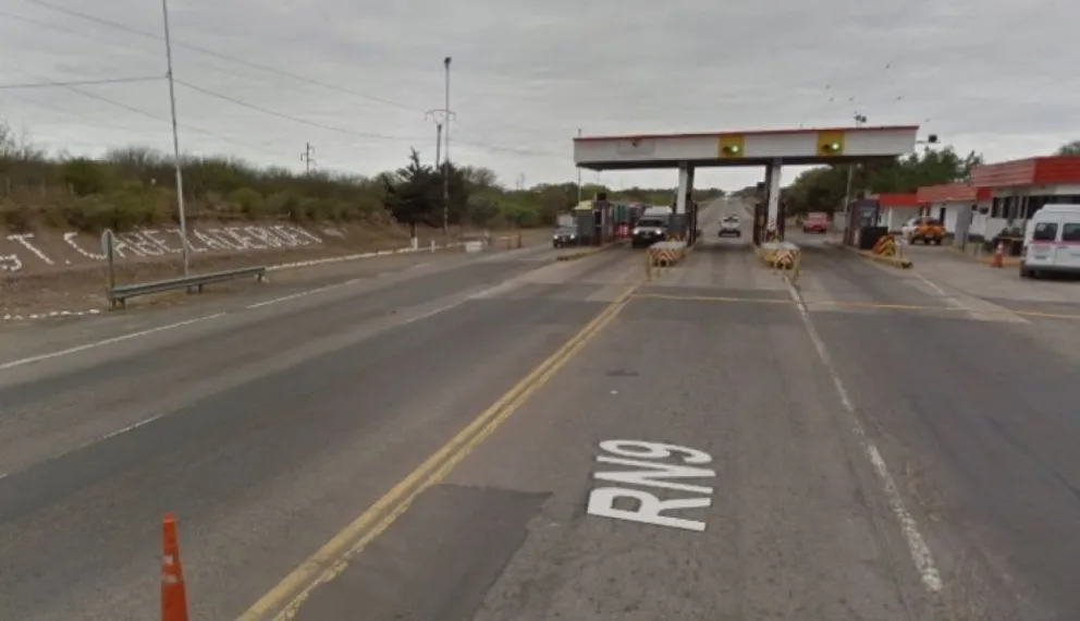 Murió el chofer de la Veloz que estaba grave tras chocar con un camión