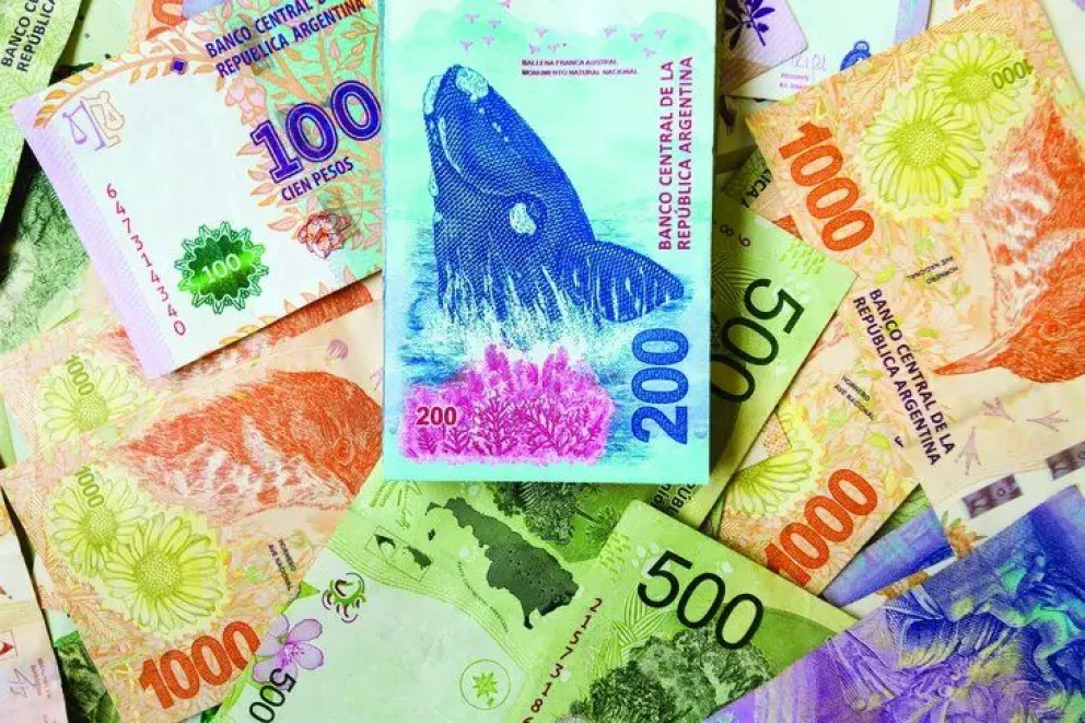 Efecto Javier Milei: junto a la devaluación, el Banco Central subió la tasa de interés del plazo fijo al 118%