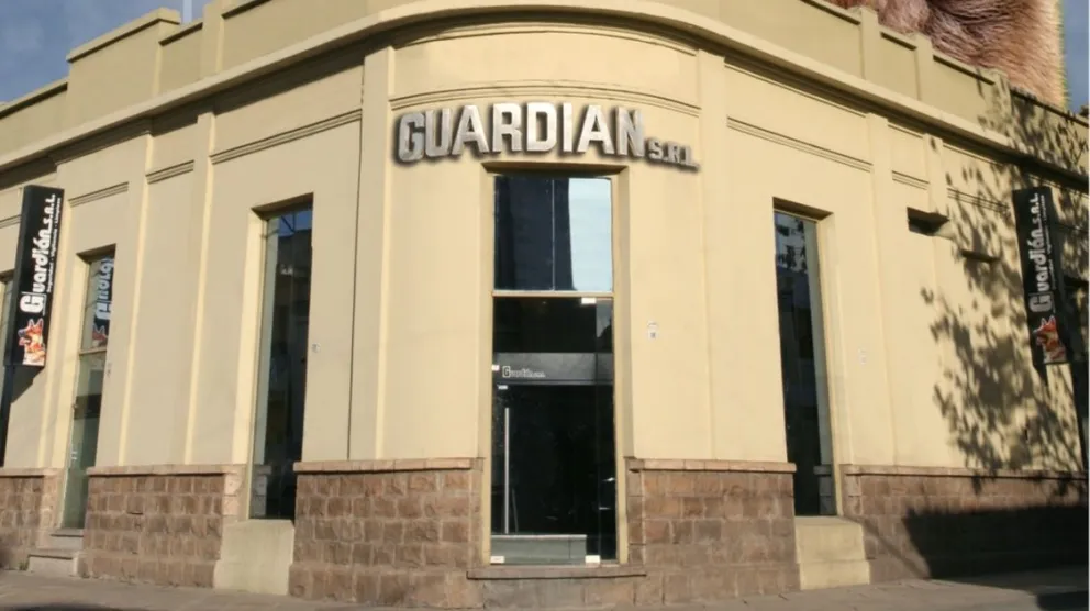 Trabajadores de seguridad marcharon y planean un acampe por precarización laboral 