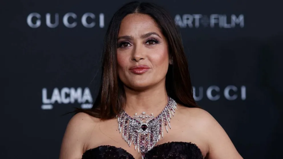 Diosa: esta es la sencilla rutina de belleza que usó Salma Hayek para los BRIT Awards