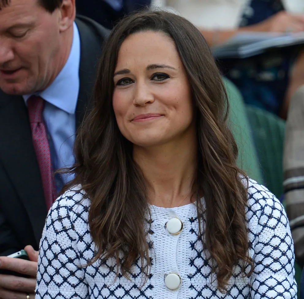 ¡Una bomba! Pippa Middleton deslumbra con estas infartantes fotos en la playa