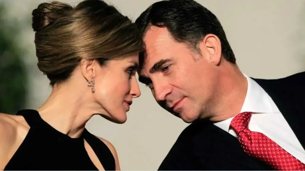 Escándalo por la exorbitante cifra que cobra el sueldo el rey Felipe y Letizia: 16,072 euros más ¡Papelon mundial!