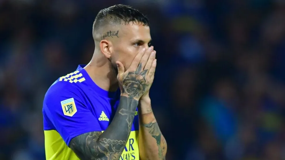 Darío Benedetto en la mira: la actitud del delantero que no gustó nada en Boca