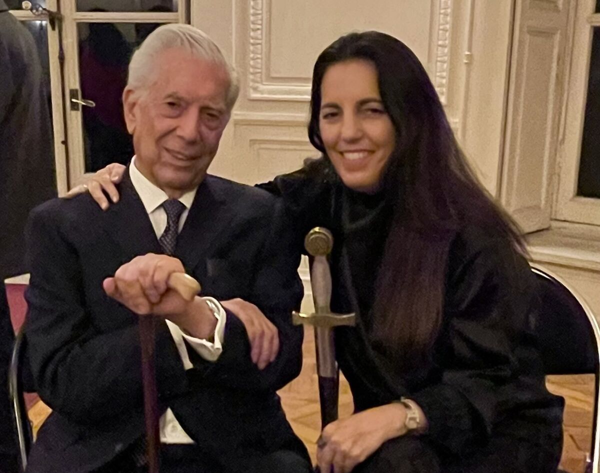 MARIO VARGAS LLOSA
