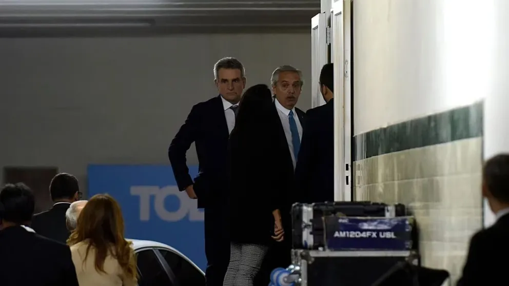 Alberto Fernández, Sergio Massa y Máximo Kirchner presentes en la cumbre del Frente de Todos