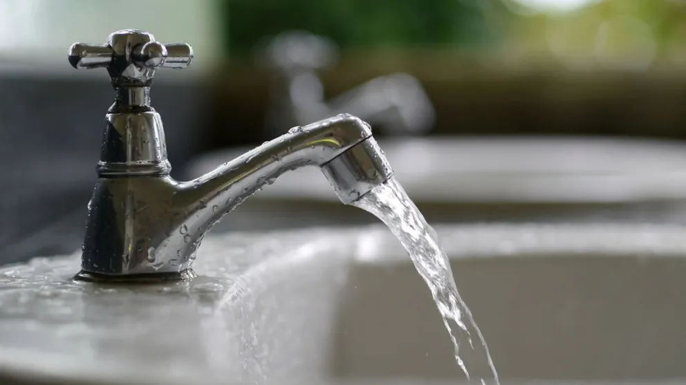Vecinos pagaron por un estudio que detectó salmonella y escherichia coli en el agua  