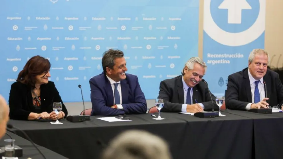 Paritaria nacional docente cerró por arriba de la inflación: cuánto cobrarán en marzo     