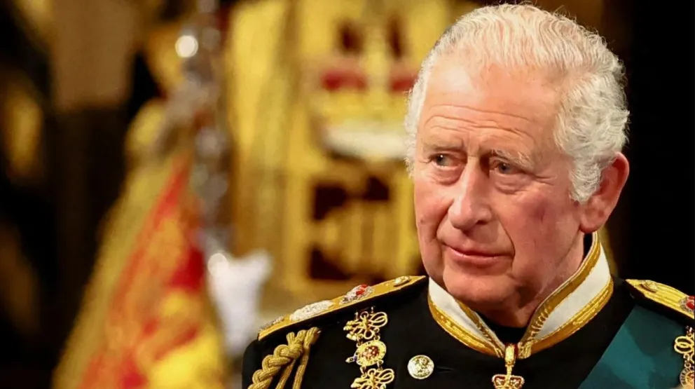 Estas son las simbólicas y fastuosas túnicas que usará el rey Carlos III en su coronación