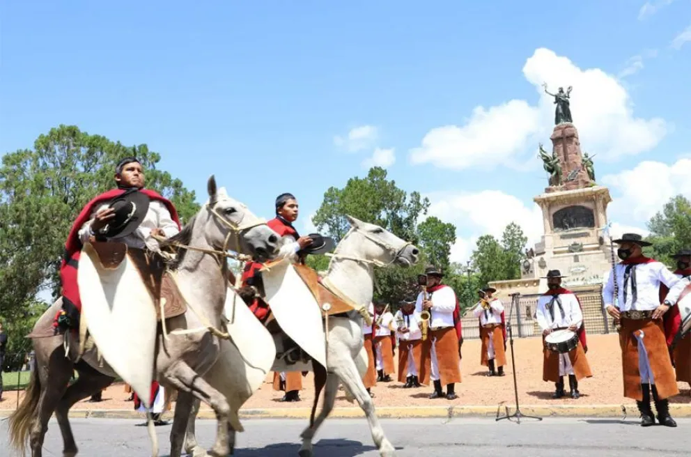 Estos son los desfiles que conmemorarán los 210 años de la Batalla de Salta