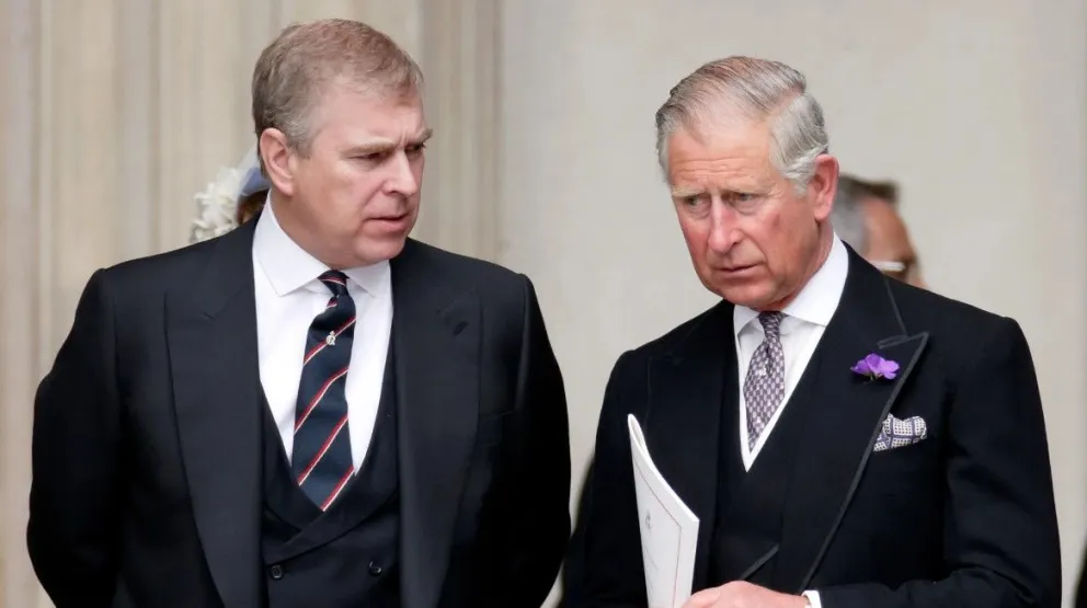 Este es el gesto de piedad que el rey Carlos III tuvo con el príncipe Andrés y que enoja a Camila Parker 