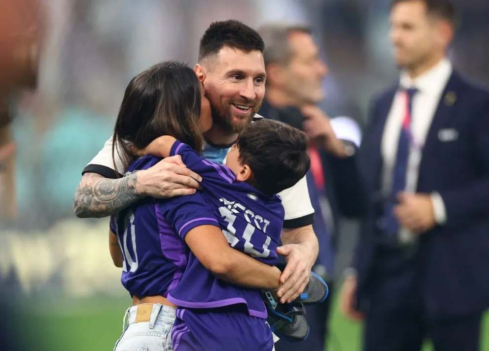 Posible vuelta al Barcelona: así se vio a Lio Messi, junto a Antonela Roccuzzo y dos ex compañeros