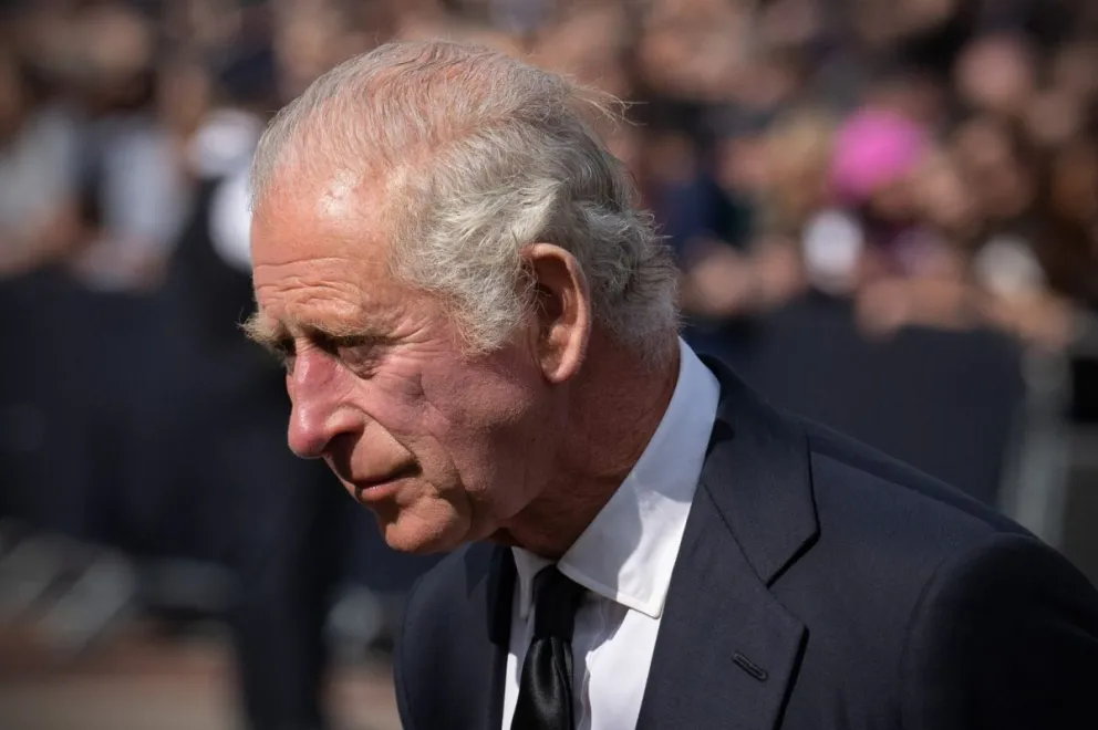 Los incidentes ocurridos en la Commonwealth podrían retrasar la coronación: el rey Carlos III indignado