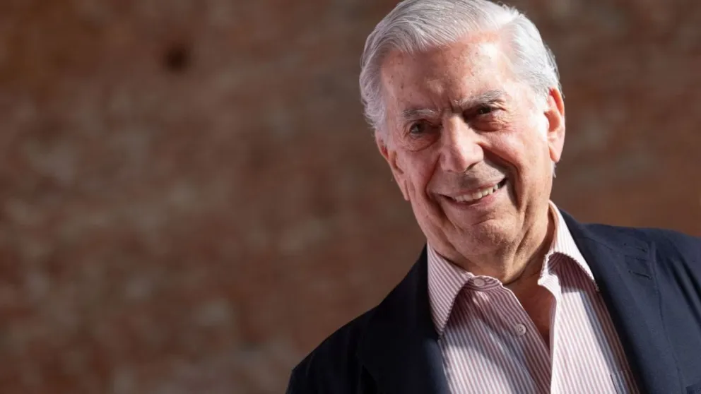 El impactante y sorpresivo gesto del hijo de Mario Vargas Llosa, que busca destrozar a Isabel Preysler