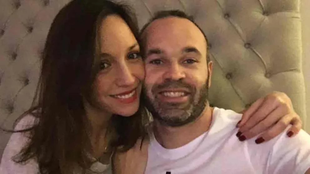 Este es el radical cambio que sufren Andrés Iniesta y Anna Ortiz, que pone en juego su matrimonio