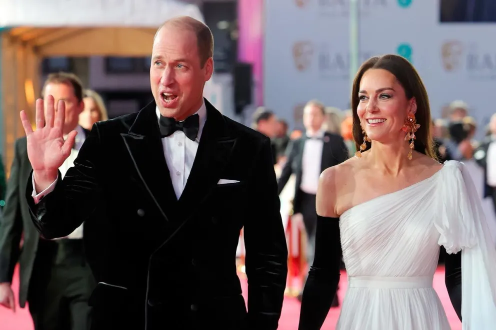 El príncipe Guillermo eligió a su amante por sobre Kate Middleton y la humilló delante de todos
