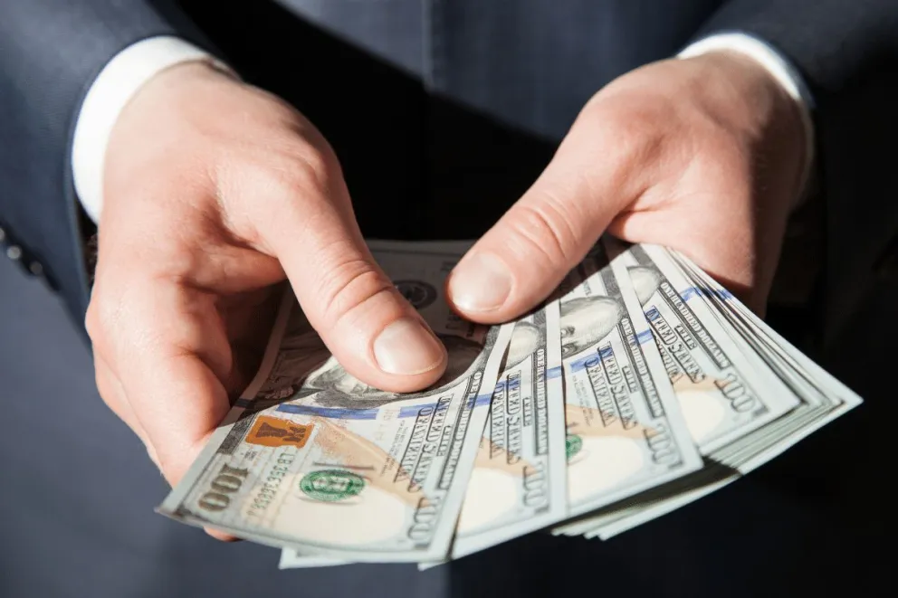 Dólar blue: esta es la “impactante” cotización de la moneda para este viernes 24 de febrero