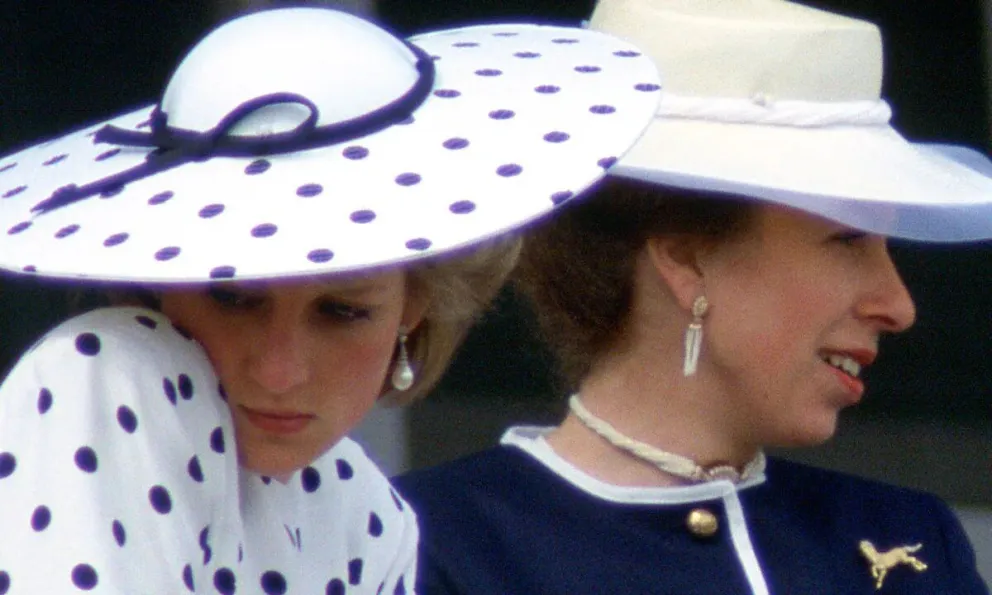 Enemigas: conocé la controversial razón de la ausencia de Lady Di en la boda de la princesa Ana