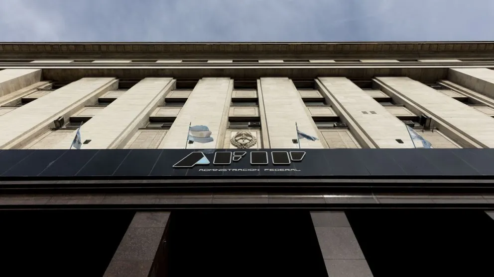 La AFIP anunció una nueva estrategia para poder controlar la “fuga de dólares” en el país