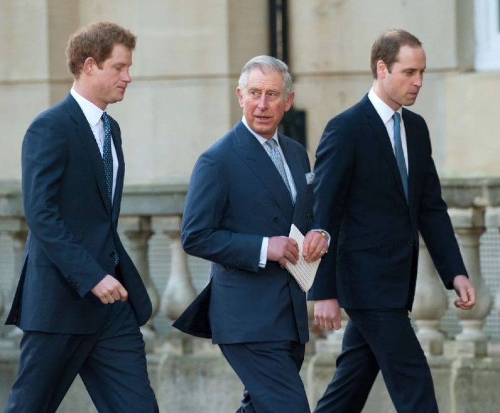 Los herederos a la corona británica no pueden viajar juntos.