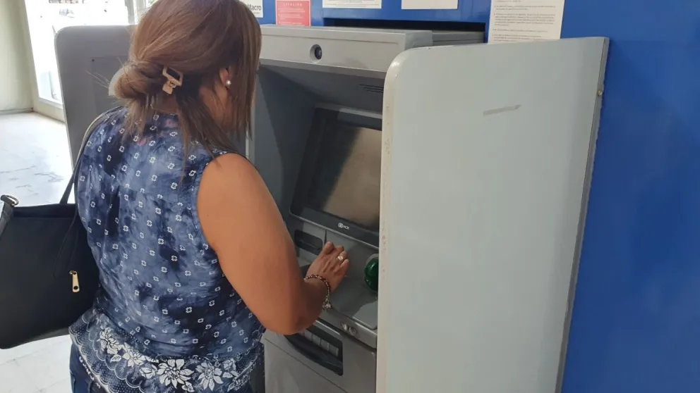 Bono de $25.000 para trabajadores: enterate a quiénes les corresponde y desde cuándo se cobra