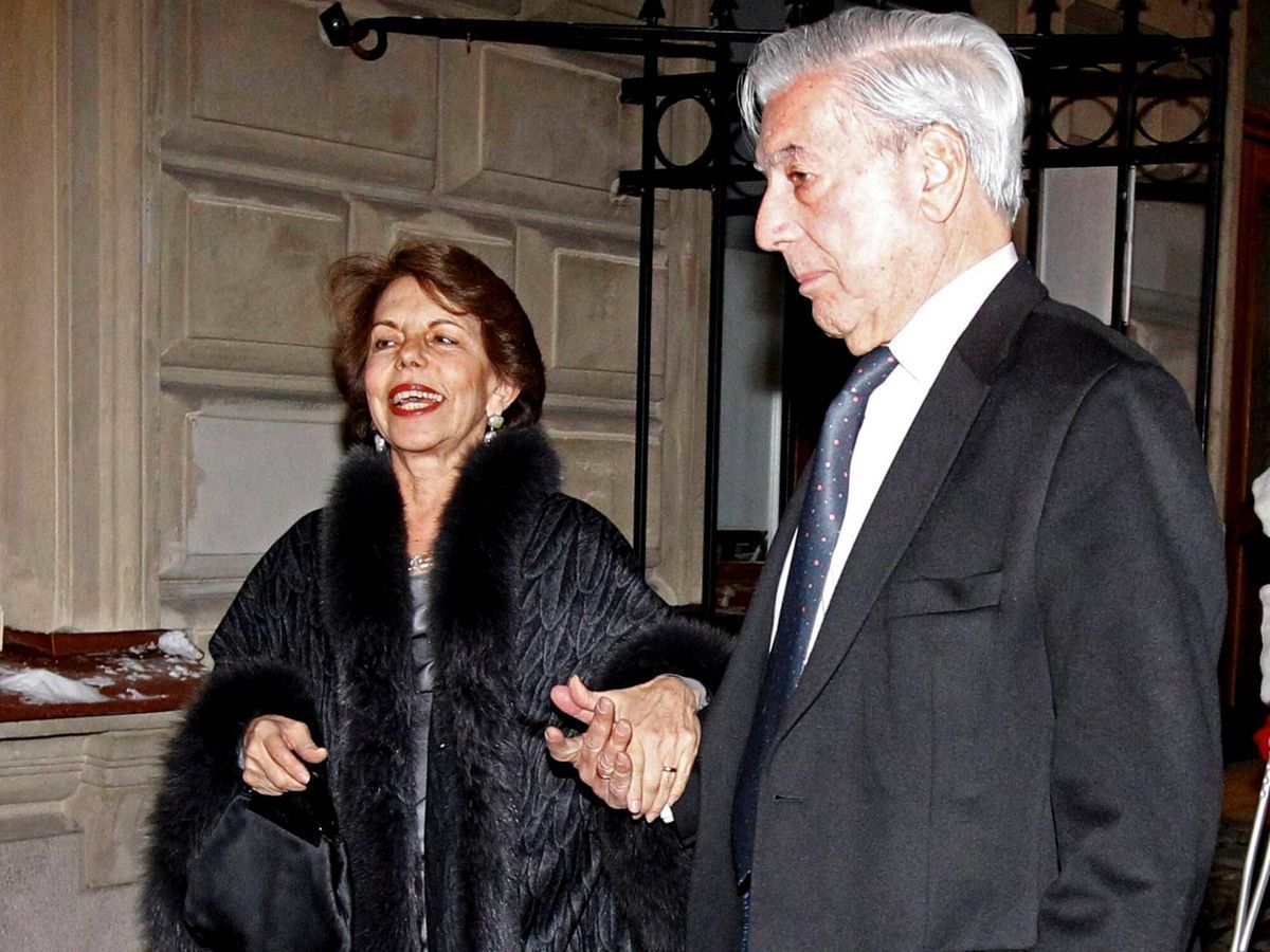 PATRICIA LLOSA